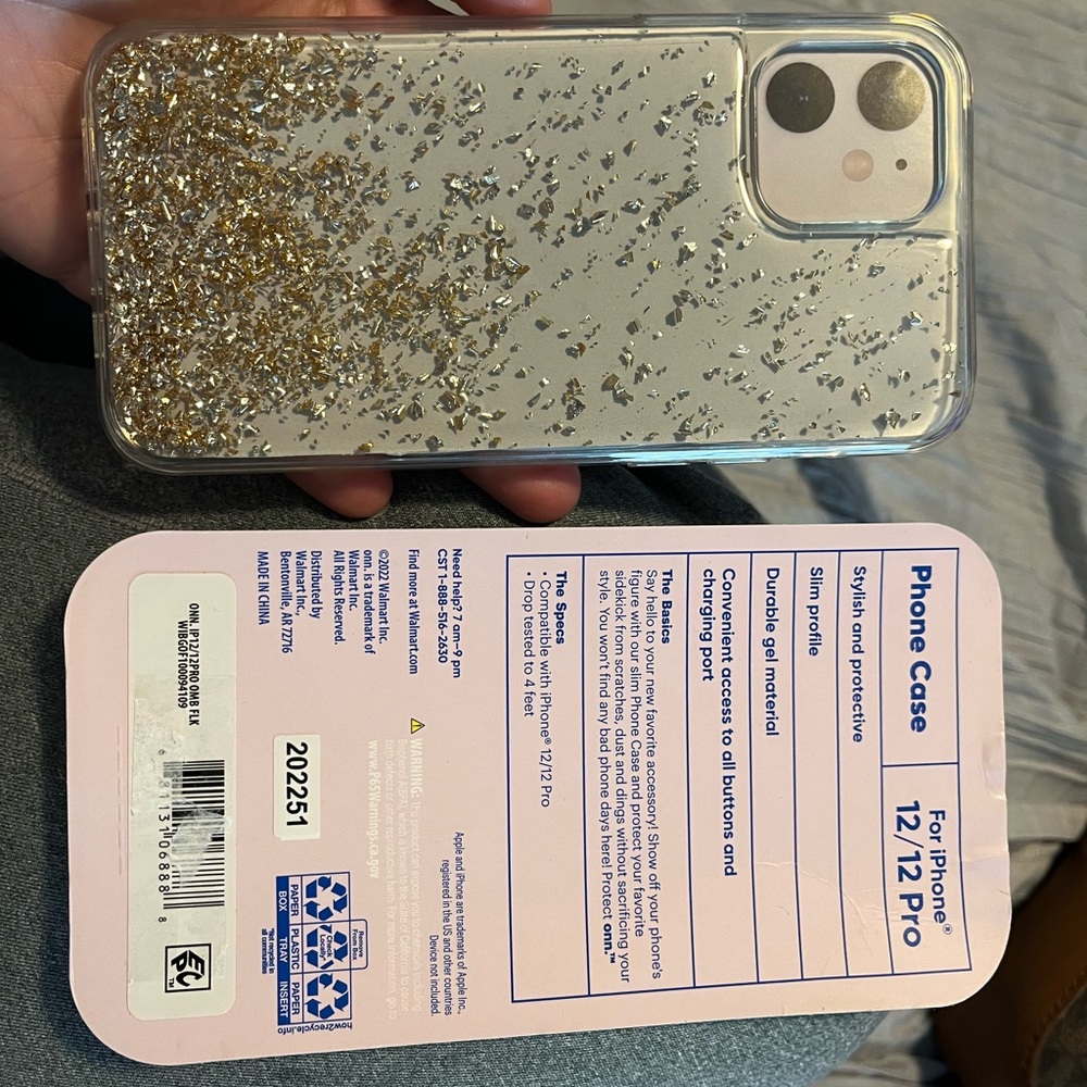iPhone 12/ 12 pro phone case. Unsure of brand , never used.